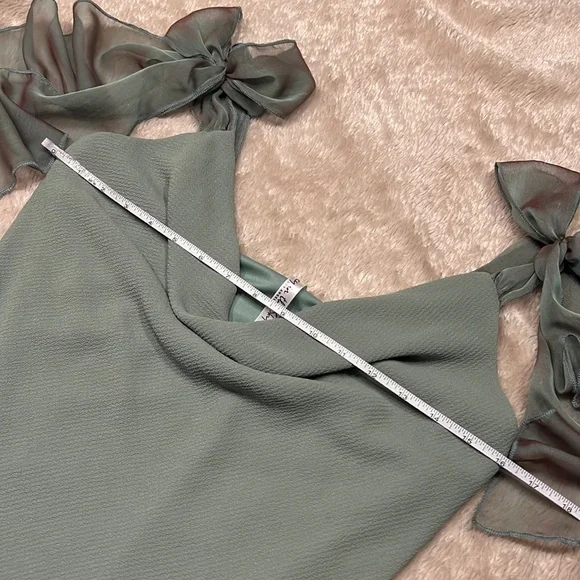 LUCY IN THE SKY Marie Chiffon Slip Dress - Picture 12 of 15